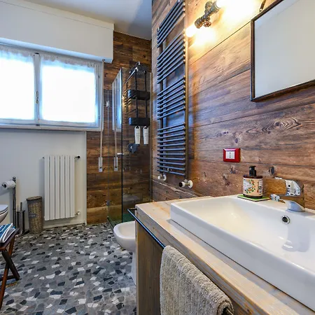 Bed and Breakfast Giulia & Bike Toscolano Maderno